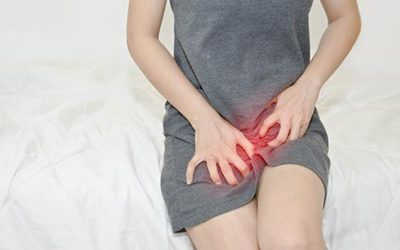 Vùng Kín Ngứa Rát Và Khí Hư Mùi Tanh? Nên Làm Gì?