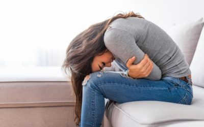 Đau Vùng Kín Khi Có Kinh Nguyệt Là Bị Gì?