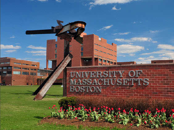 ĐH Massachusetts (Mỹ) 