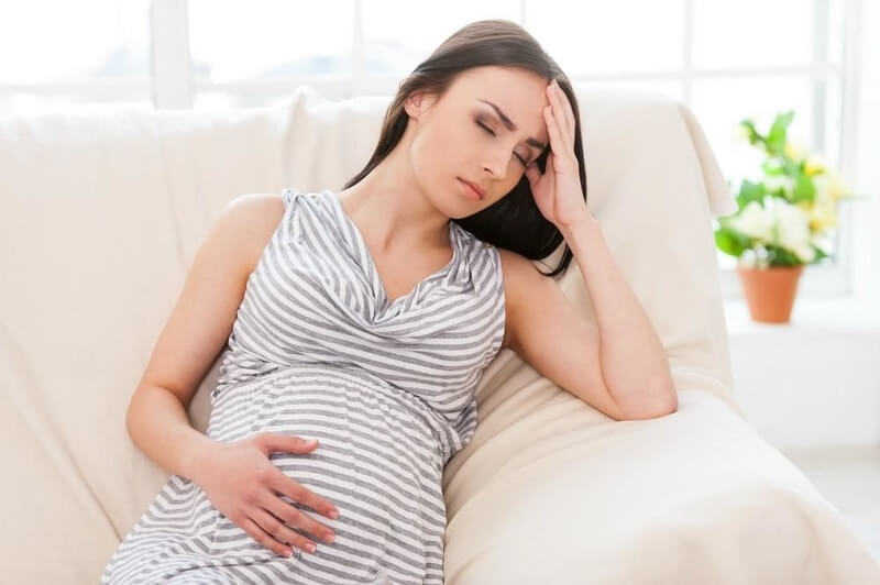 Bị mụn rộp sinh dục khi mang thai có sao không?