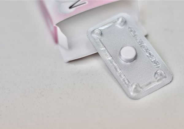 Tìm hiểu về thuốc tránh thai khẩn cấp là gì? 