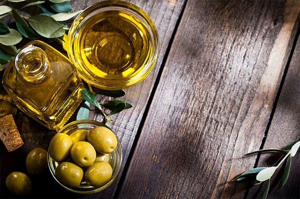 Mẹo điều trị nứt hậu môn bằng dầu oliu