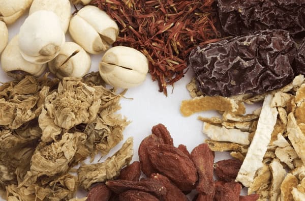 Bài thuốc Đông y chữa nứt kẽ hậu môn: Thuốc hoàn tán hỗ trợ tiêu hóa